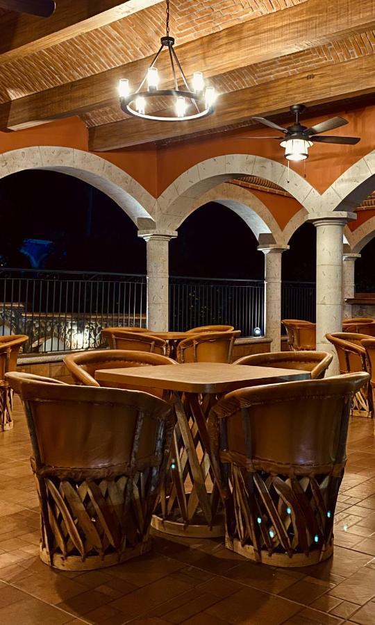 Hotel Real De Los Álamos Εξωτερικό φωτογραφία